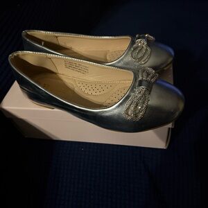 Elegant Silver kids Flats